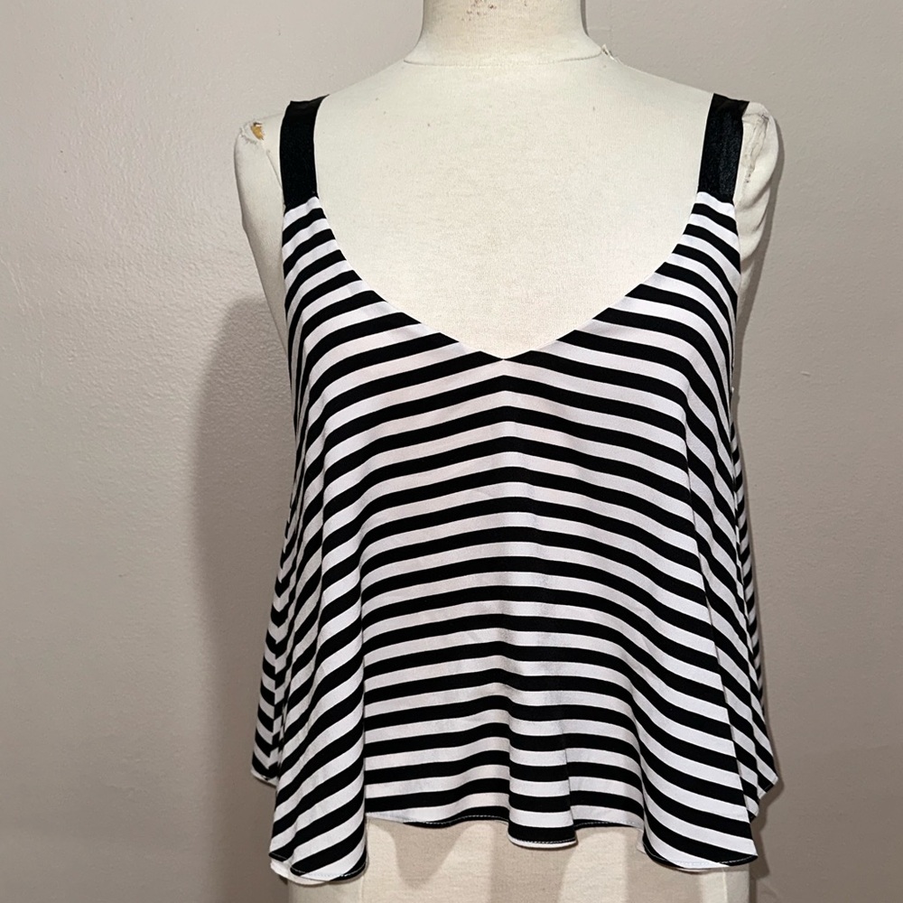 zara trafaluc collection Summer Sleeveless Black And White Top Blouse
